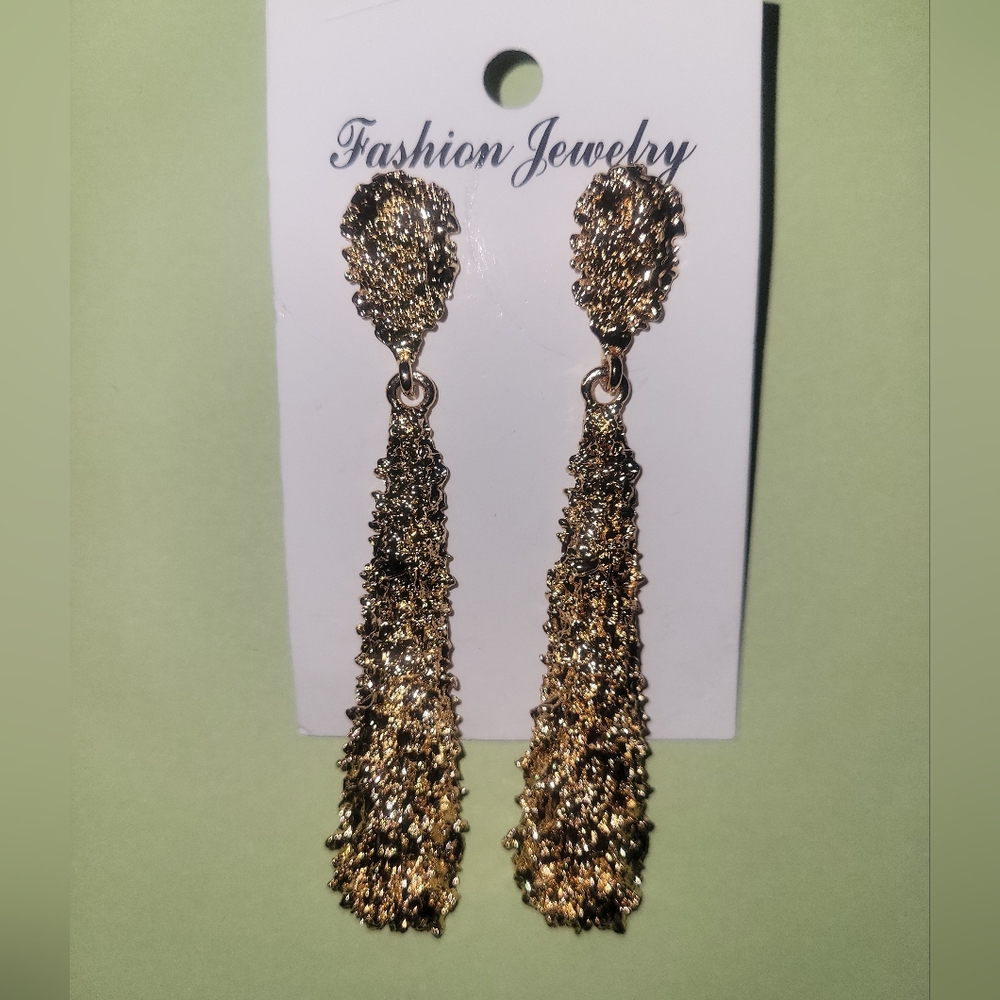 Fashion Jewelry Gold Sparkle Textured Drop Earrings